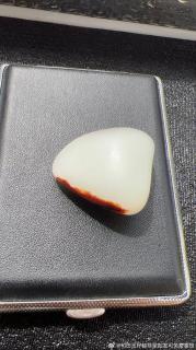 新疆和田玉籽料原石 24.9克 真皮真色 天地皮